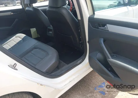 2012 Volkswagen Passat 2.5L Se from USA, damaged, VIN 1VWBP7A3XCC052337